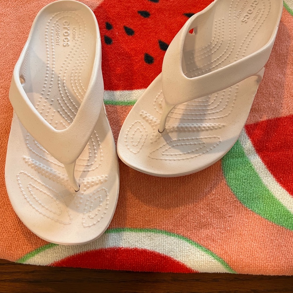 CROCS White Flip Flops Textured Sandals